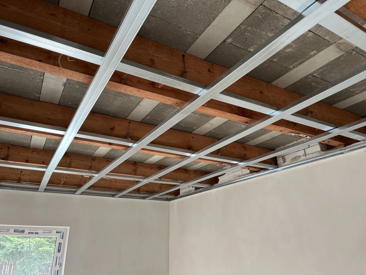 sadrokartonove-stropy